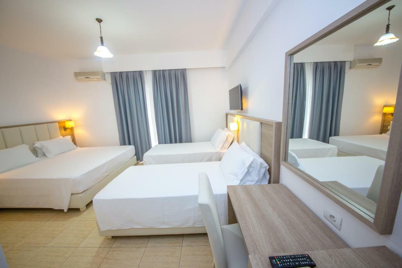Hotel Alina Sarandë Exteriér fotografie