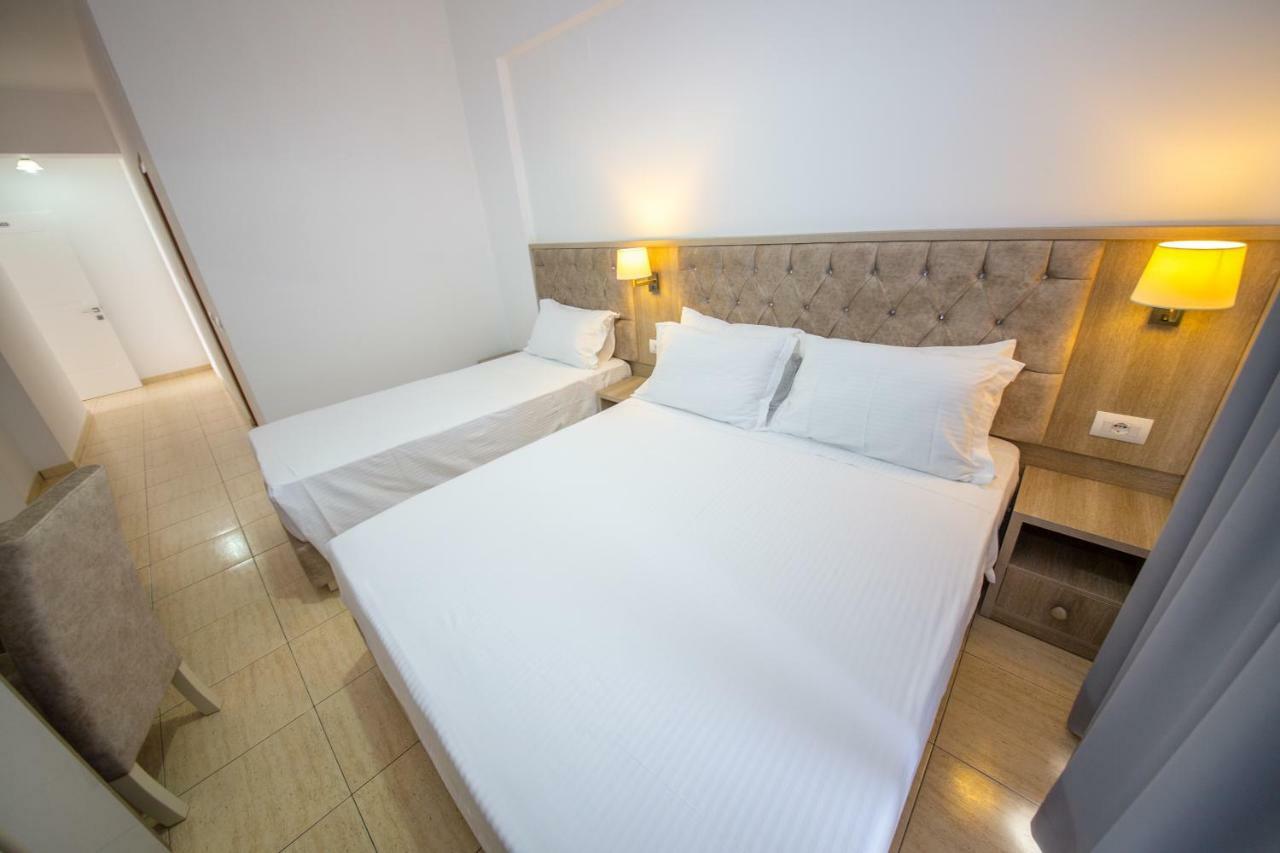 Hotel Alina Sarandë Exteriér fotografie