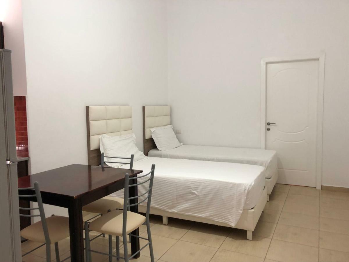 Hotel Alina Sarandë Exteriér fotografie
